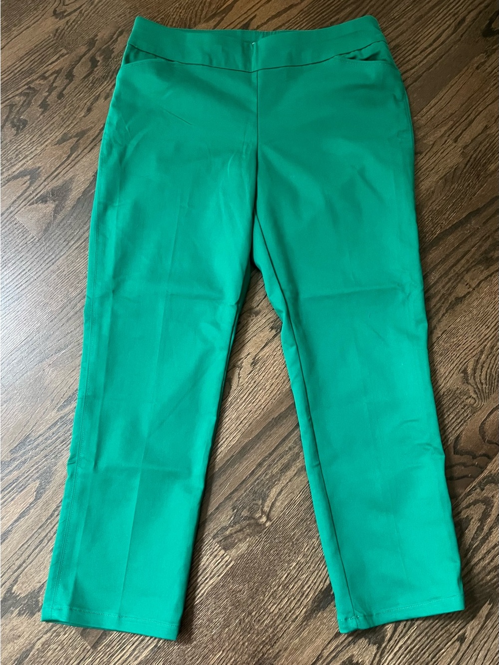 Kohl's Croft & Barrow Emerald Green Effortless pull on Pants EUC size 14 short